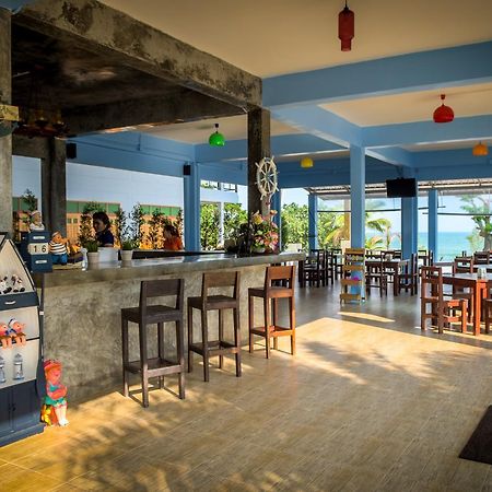 Sea Stone Hotel Накхонсітхаммарат Екстер'єр фото