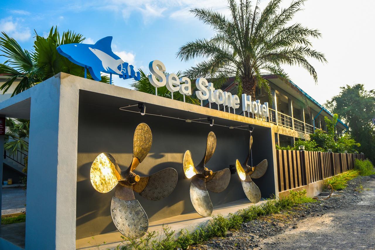 Sea Stone Hotel Накхонсітхаммарат Екстер'єр фото